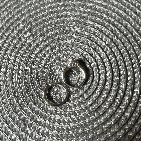 Days Jeweler’s Engagement Ring - Picture 3 of 4